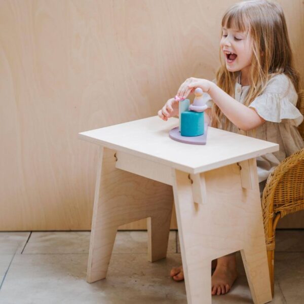Grimms HARU-Hocker in Berlin bei filipok Kindermöbel kaufen aus Birkensperrholz