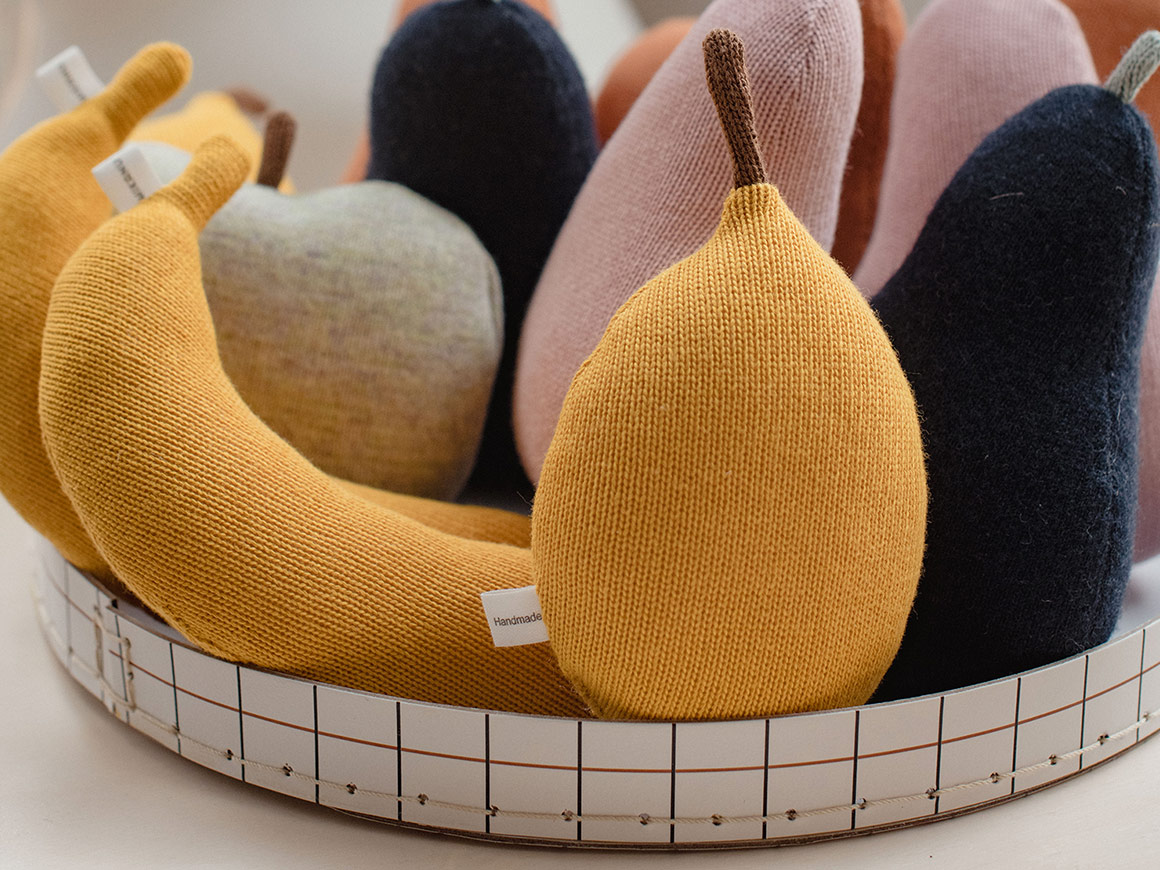LEMON-rattle-MIKANU.jpg LEMON rattle, MIKANU – Bild 1