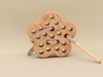 Fädelspiel Blume, Lotes Toys – Bild 3