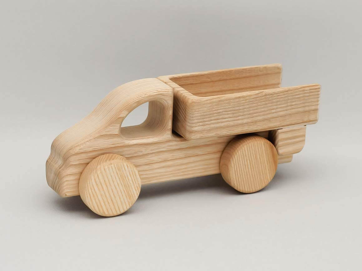 Holz-Kipper von Lotes Toys mit kippbarer Ladefläche – Baufahrzeug aus Eschenholz für Kinder