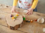 Baby Nins® 6 Stück, Holzspielzeug – Bild 2