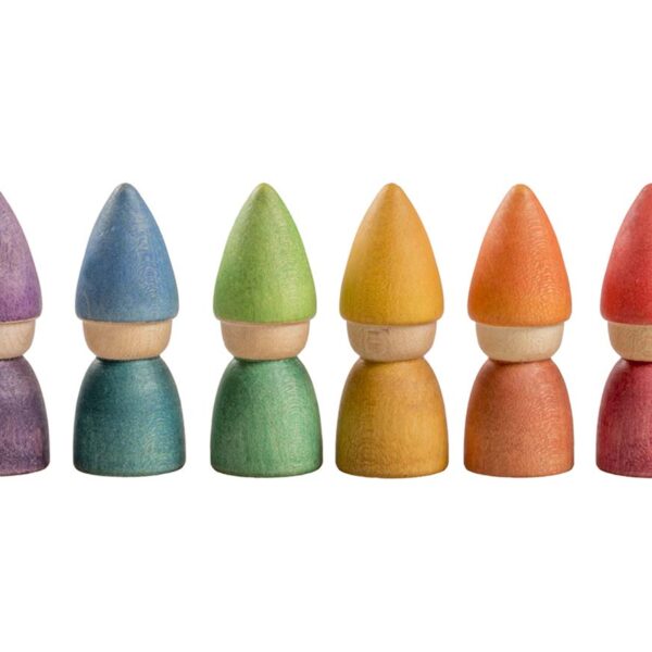 Rainbow Tomtens, Holzfiguren