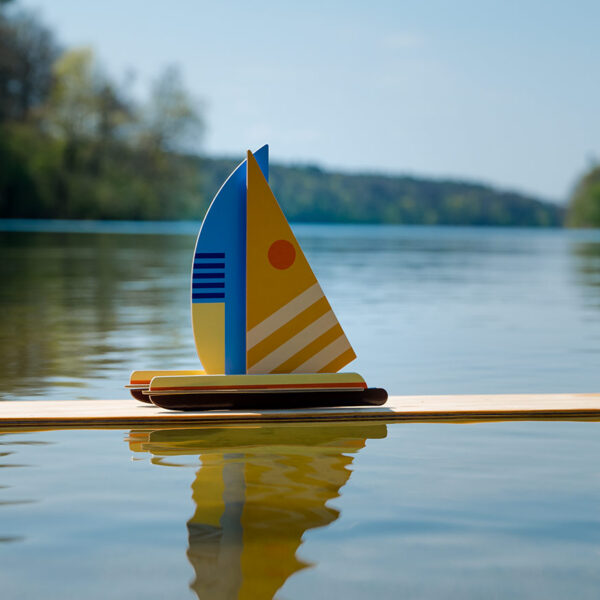 Halfmoon Catamaran