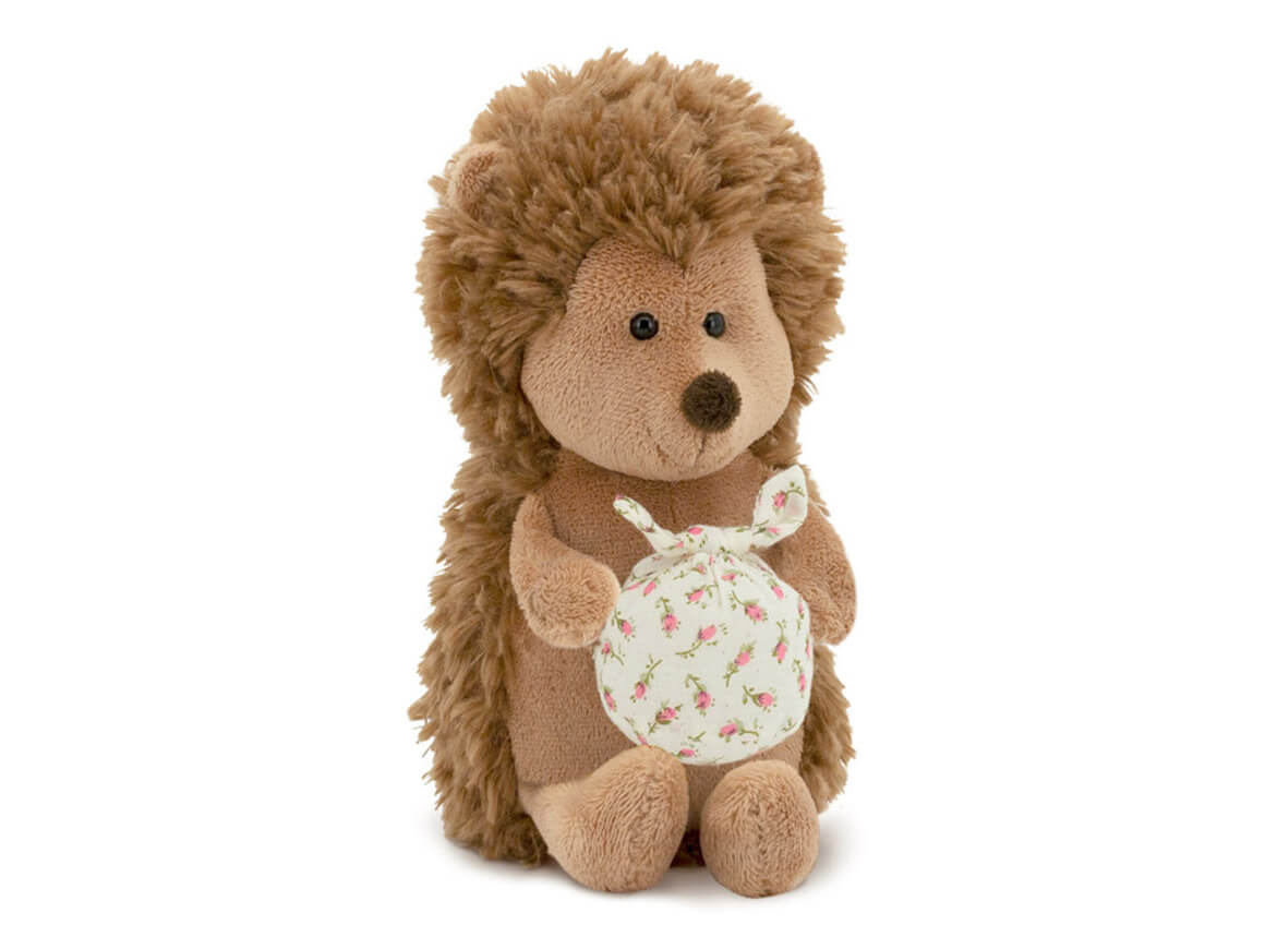 Igel-Kuscheltier-Berlin-kaufen.jpg Igel „Prickle“ mit Rucksack,18 cm – Bild 1