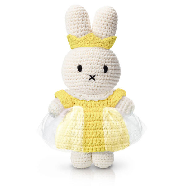 MIFFY - im pastelgelben Prinzessinnen-Outfit