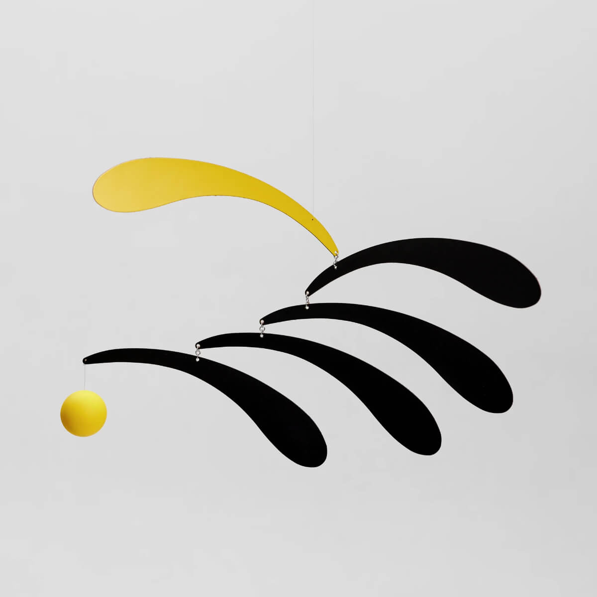 Flowing-Rhythm-Mobile-Flensted-kaufen.jpg Flowing Rhythm | Yellow & Black, Mobile – Bild 1