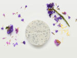 the MUNIO Peelingseife - Wildblume