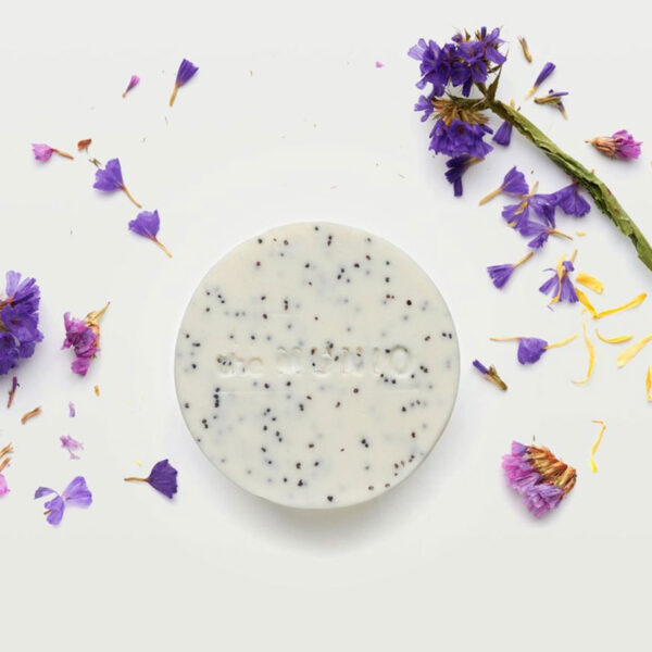 the MUNIO Peelingseife - Wildblume