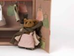 Kleiderschrank aus Holz mit Bär – Bild 6