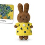 MIFFY Kuschelhase - im Iris-Kleid