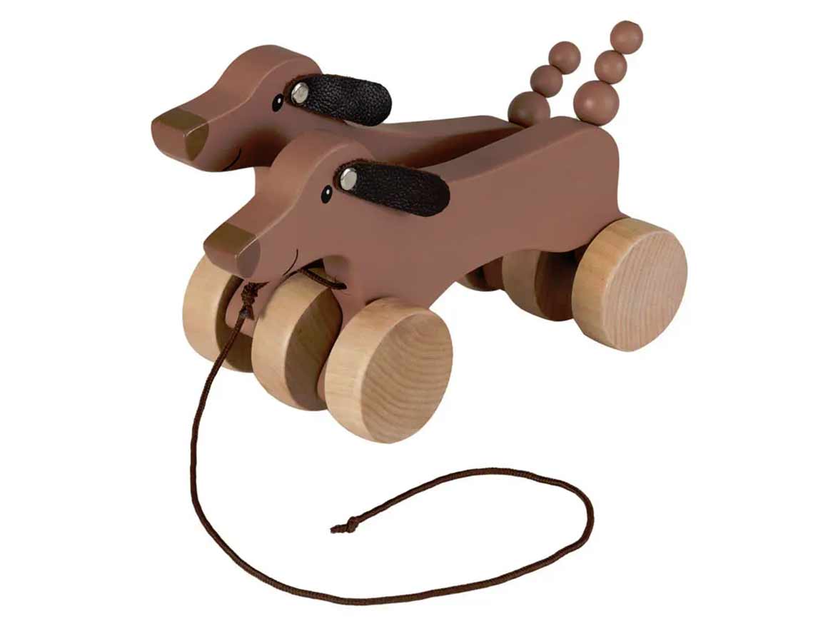 egmont-toys-nachzieh-dackel-holzspielzeug Nachzieh-Dackel aus Holz von Egmont Toys mit zwei wackelnden Köpfen und beweglichem Perlenschwanz – charmantes Holzspielzeug für Kleinkinder.