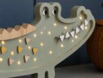 Little Lights Krokodil Nachtlicht – Khaki Pastell – Bild 4