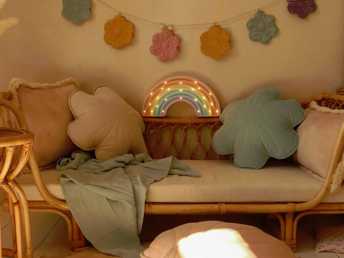 Little Lights Regenbogen-Nachtlicht Pastell aus Holz